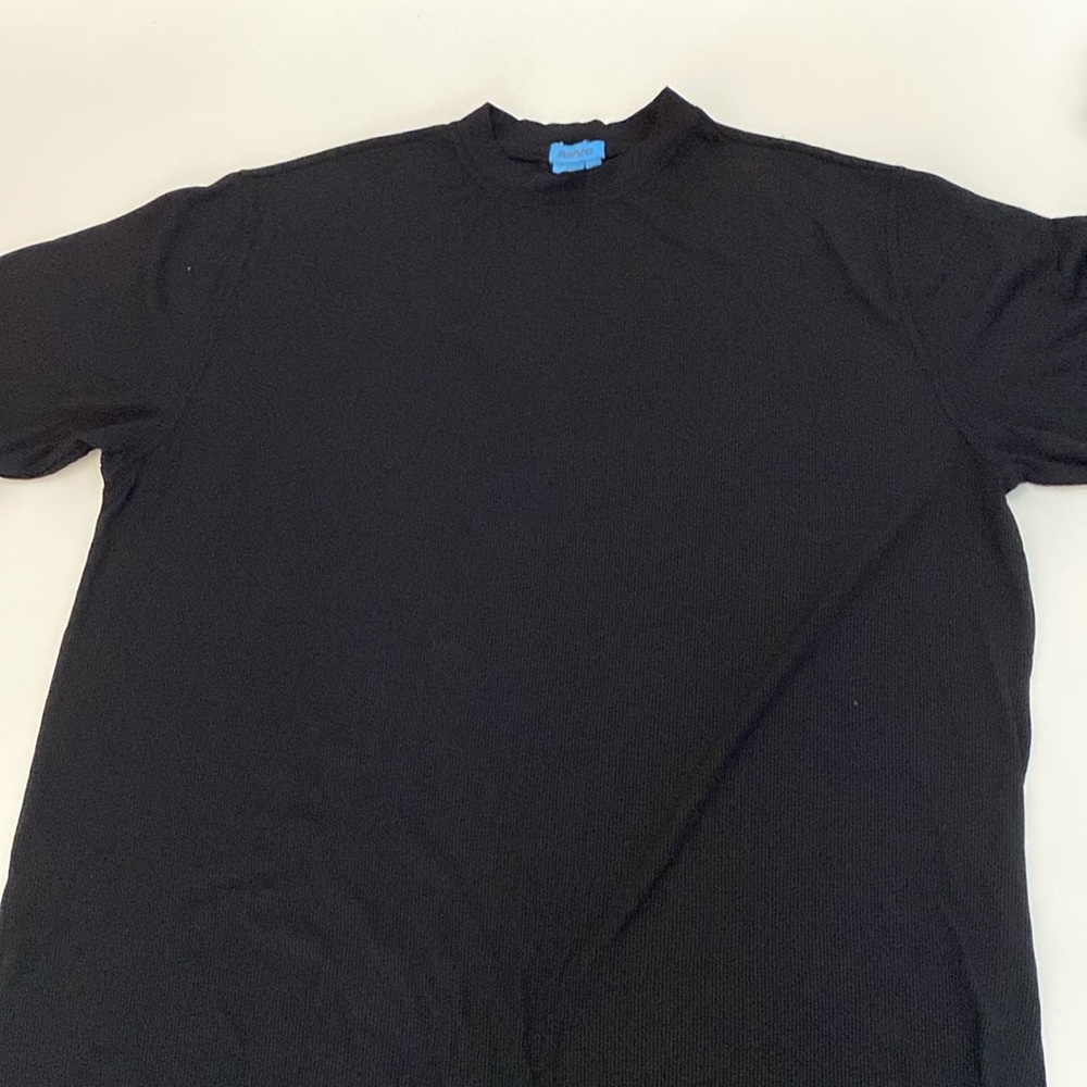 Allora T-Shirt. Black and size 2XL. Very good quality.